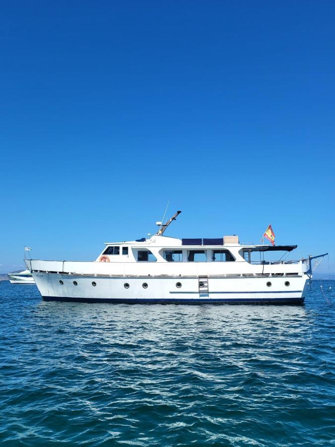 Don Maximo Vigo Exterior foto
